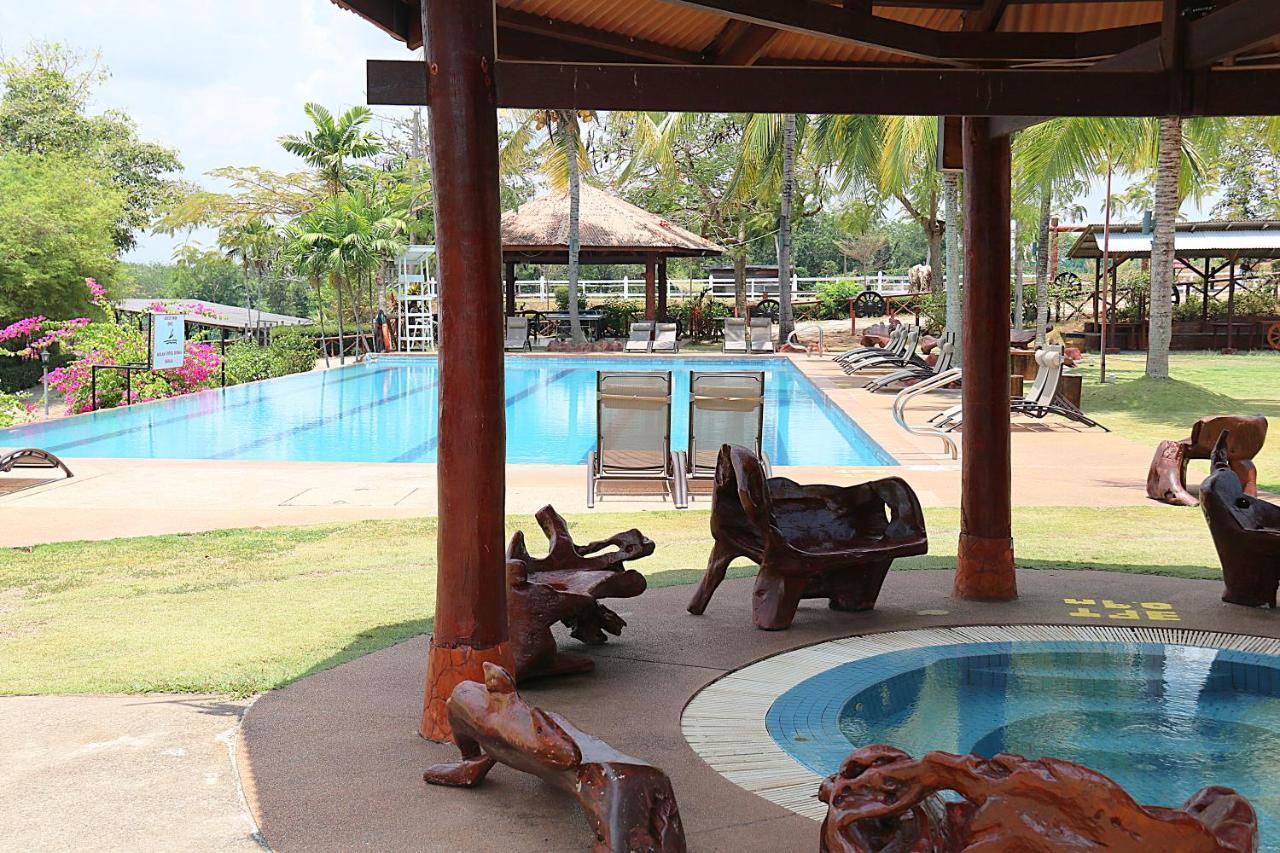 Eagle Ranch Resort Port Dickson Ngoại thất bức ảnh